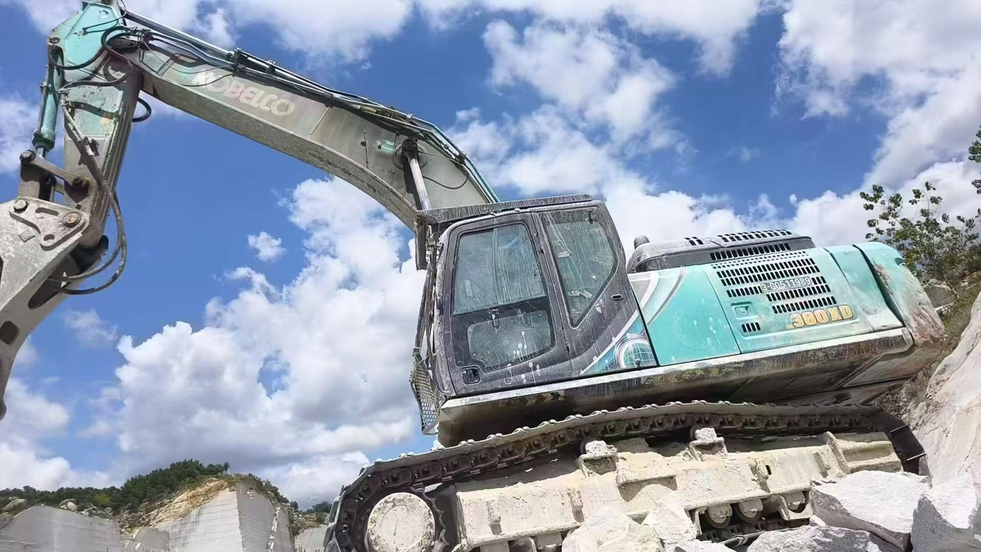 Buy Kobelco SK380D Used Excavator / 2 Buy Kobelco SK380D Used Excavator / 2