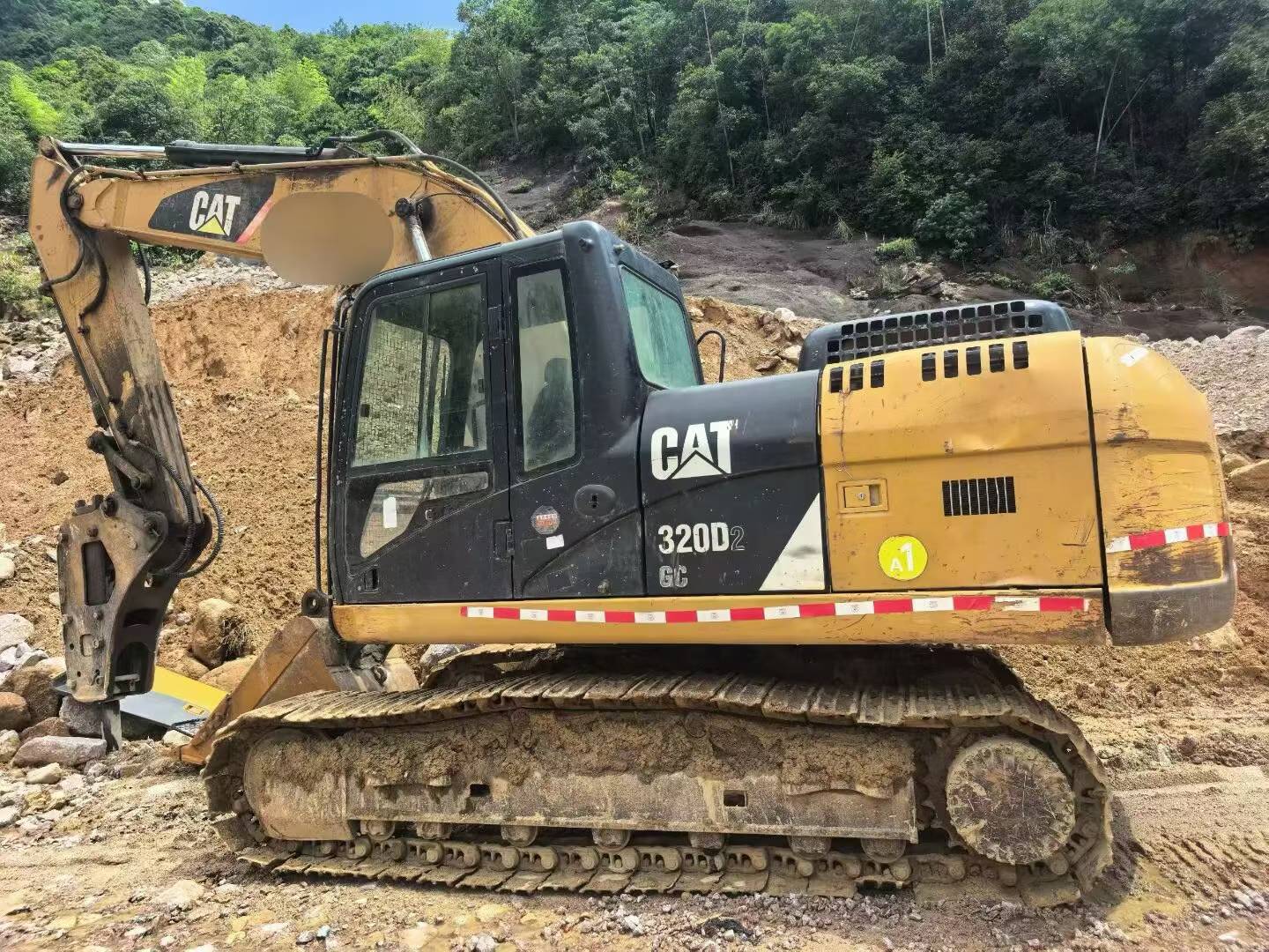 Comprar Caterpillar 320D2GC Usado Escavadeira Comprar Caterpillar 320D2GC Usado Escavadeira