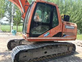 Buy Doosan DH150-7 Used Excavator / 6 Buy Doosan DH150-7 Used Excavator / 6