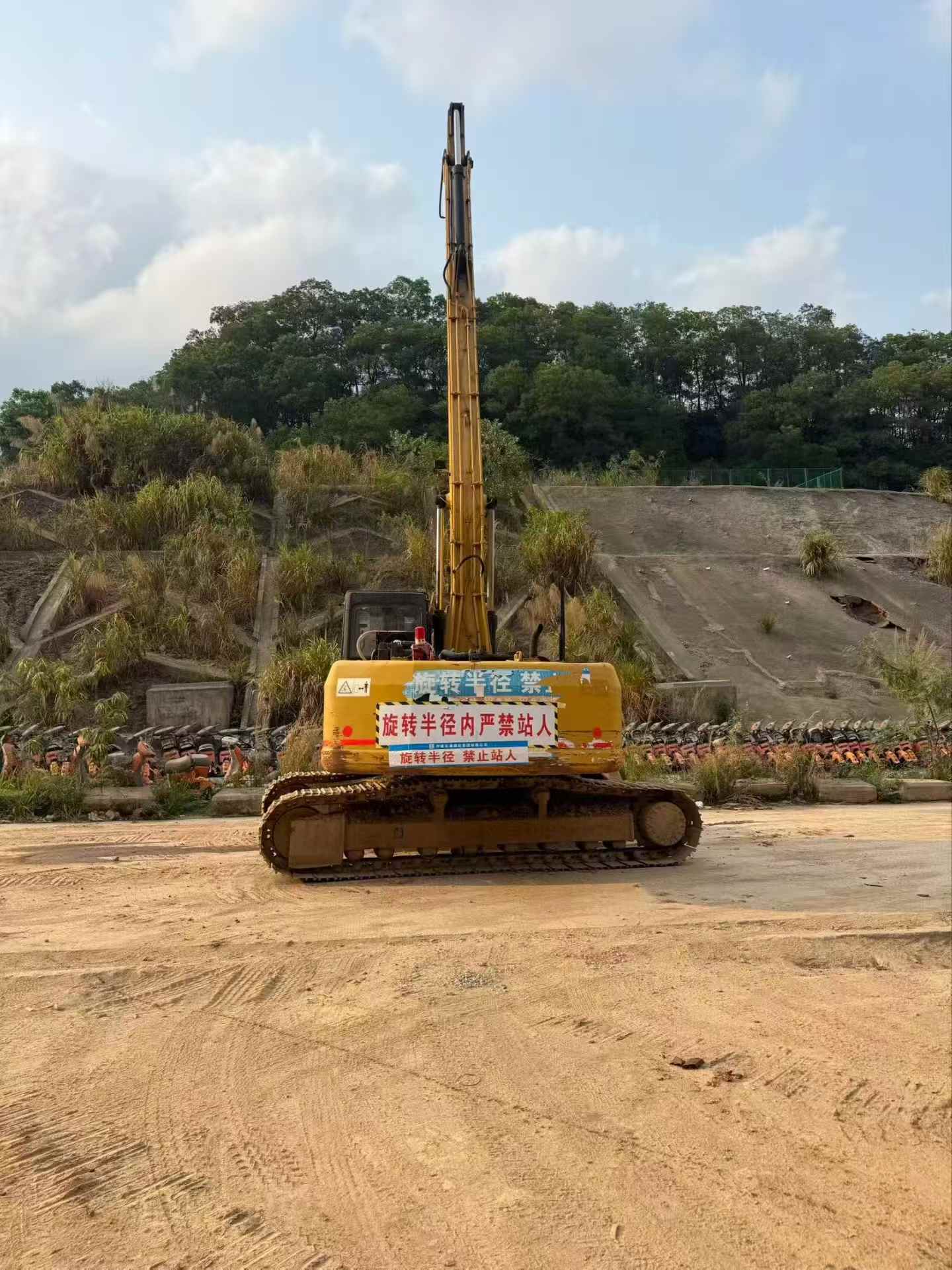 Buy Caterpillar 320BL Used Excavator / 3 Buy Caterpillar 320BL Used Excavator / 3