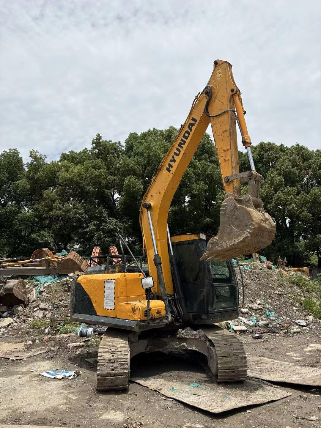 Buy Hyundai 110LVS Used Excavator / 3 Buy Hyundai 110LVS Used Excavator / 3