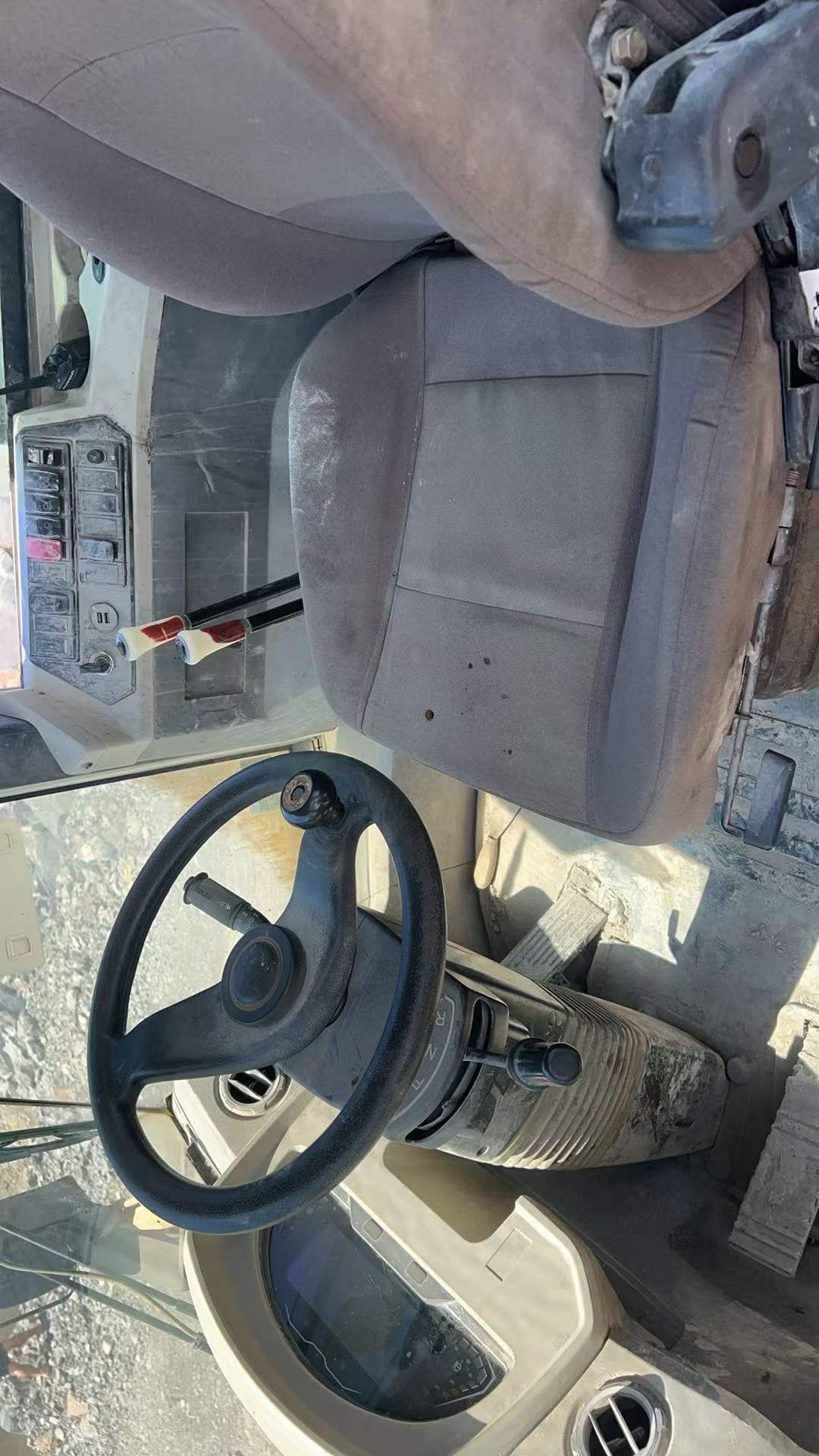 Buy XCMG XC956 Used Loader / 9 Buy XCMG XC956 Used Loader / 9