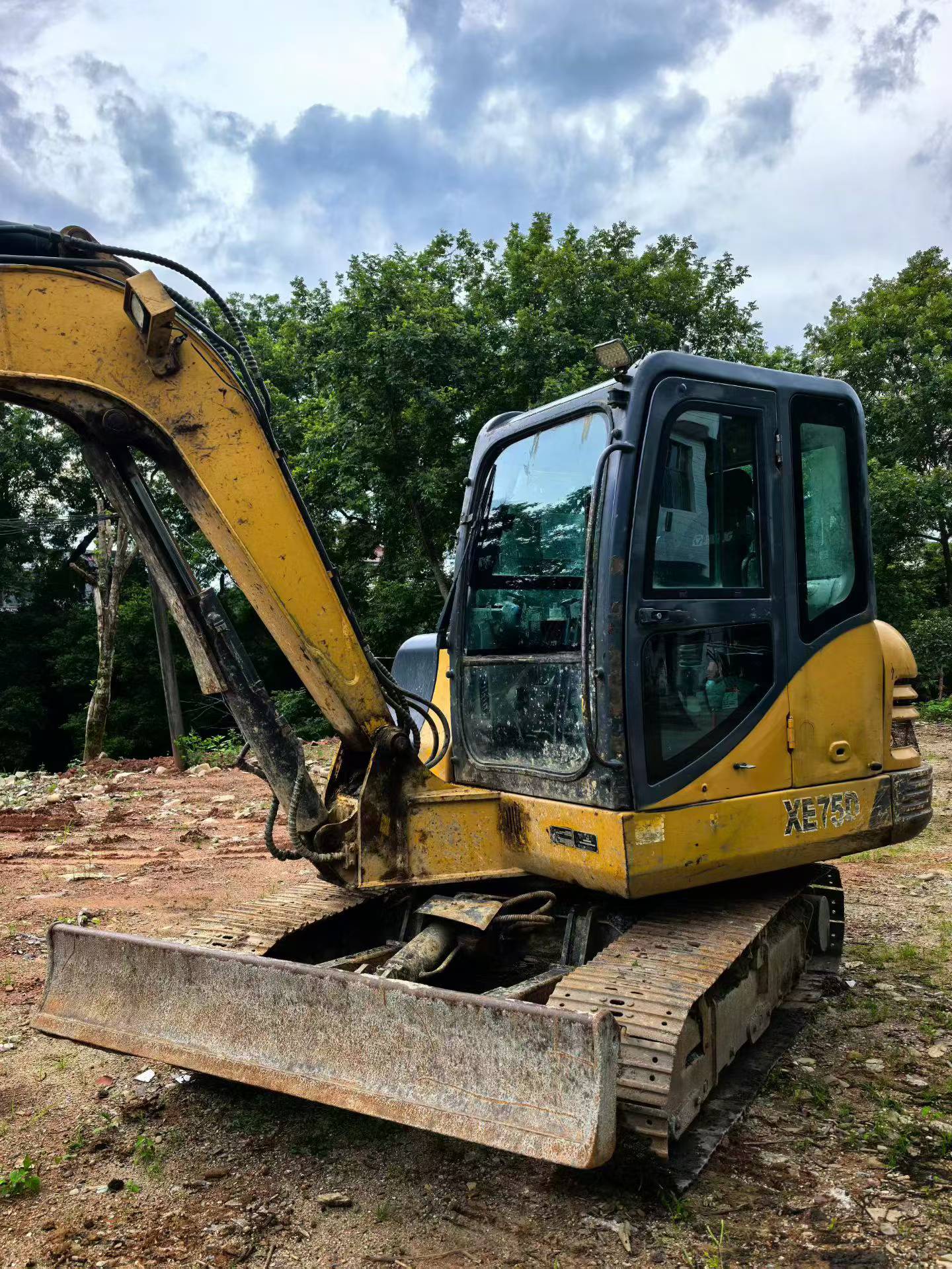 Buy XCMG LW60G Used Excavator / 1