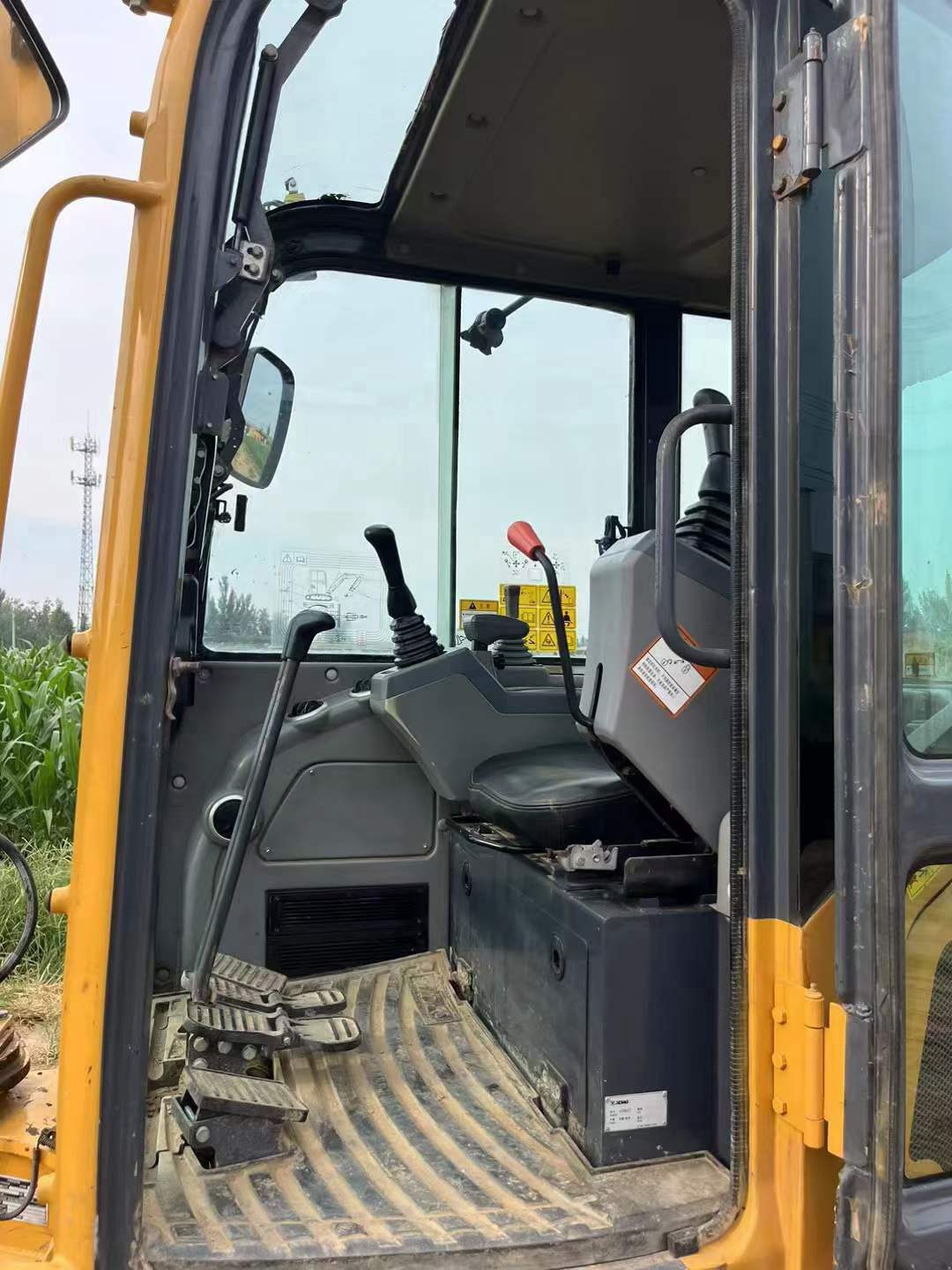 Buy XCMG Used Excavator / 5 Buy XCMG Used Excavator / 5