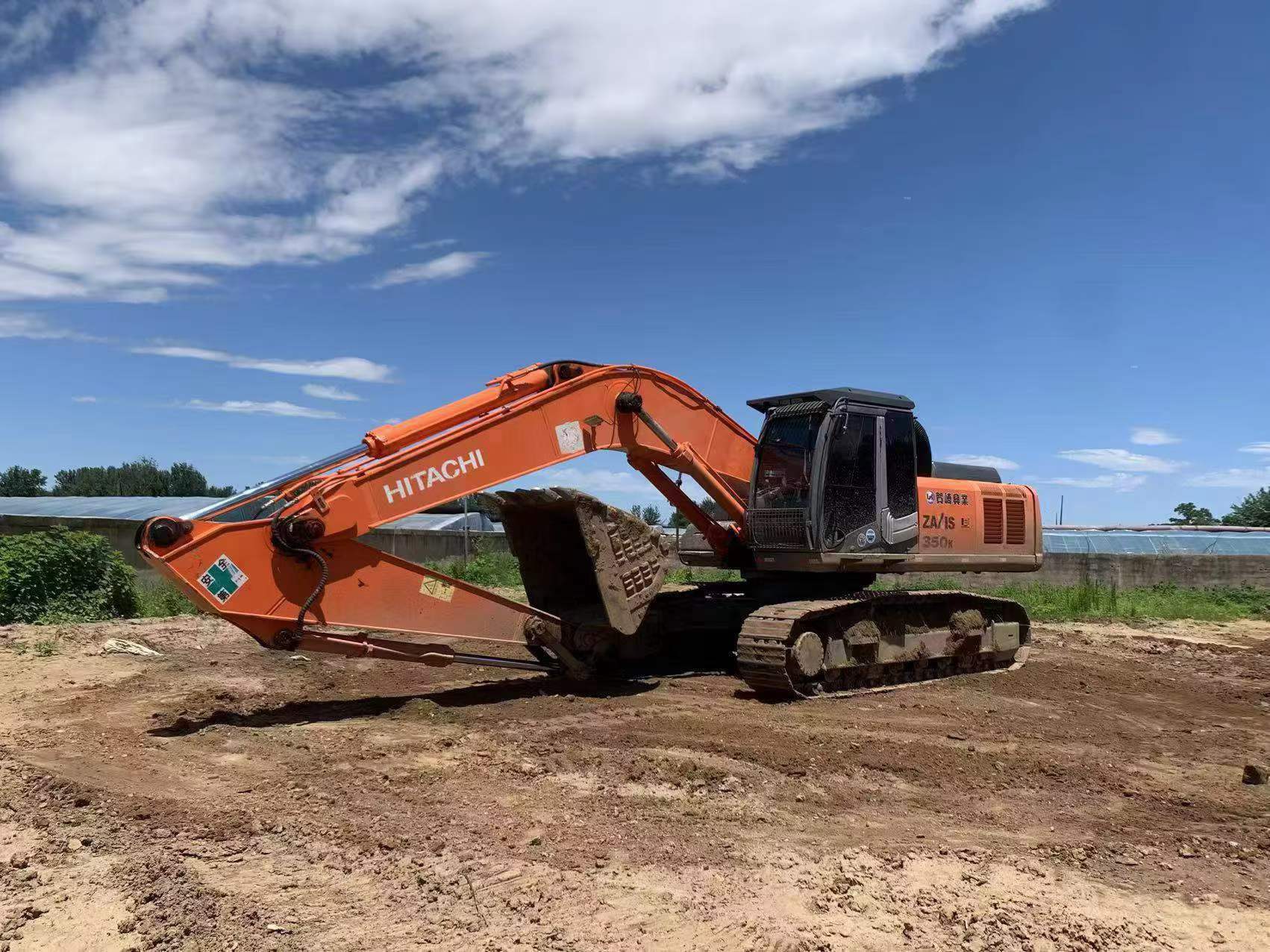 Buy Hitachi ZX350K Used Excavator / 1