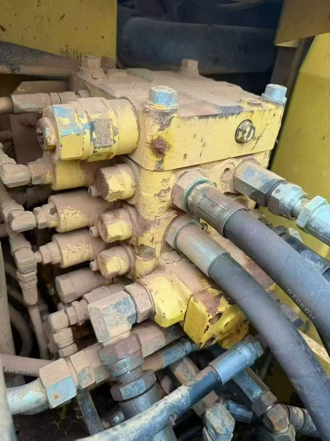 Buy Komatsu PC130-8 Used Excavator / 2 Buy Komatsu PC130-8 Used Excavator / 2
