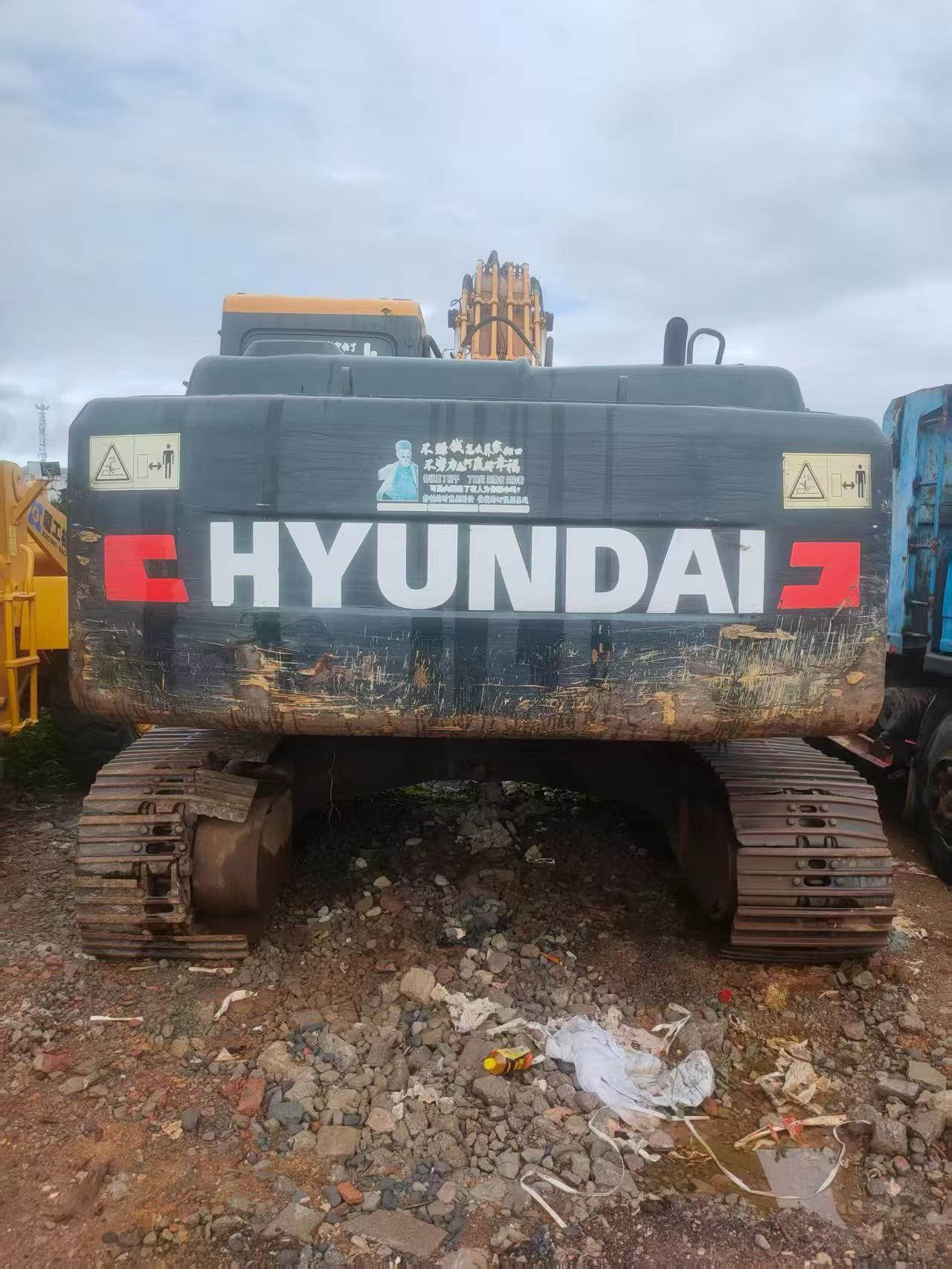Buy Hyundai R225-7 Used Excavator / 4 Buy Hyundai R225-7 Used Excavator / 4
