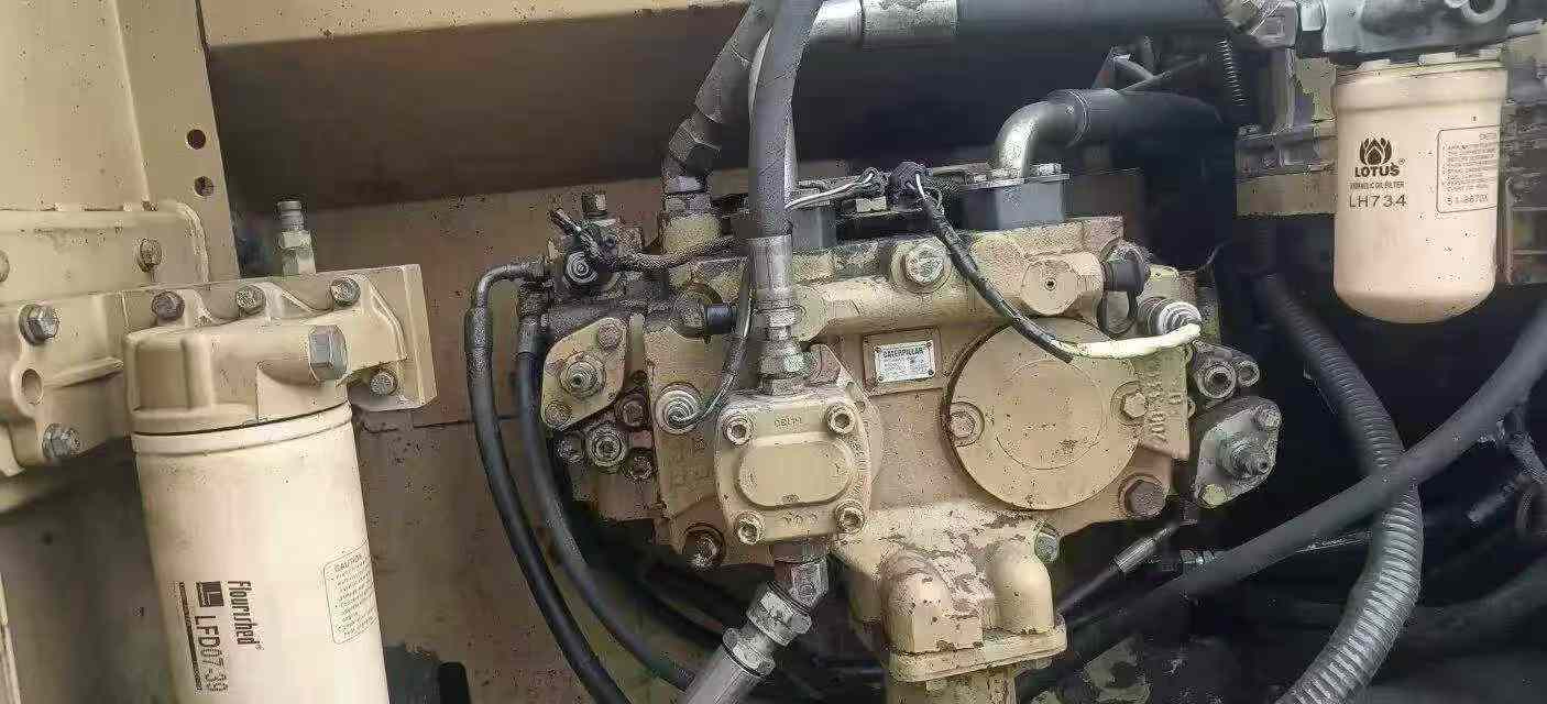 Buy Caterpillar 320D Used Excavator / 8 Buy Caterpillar 320D Used Excavator / 8