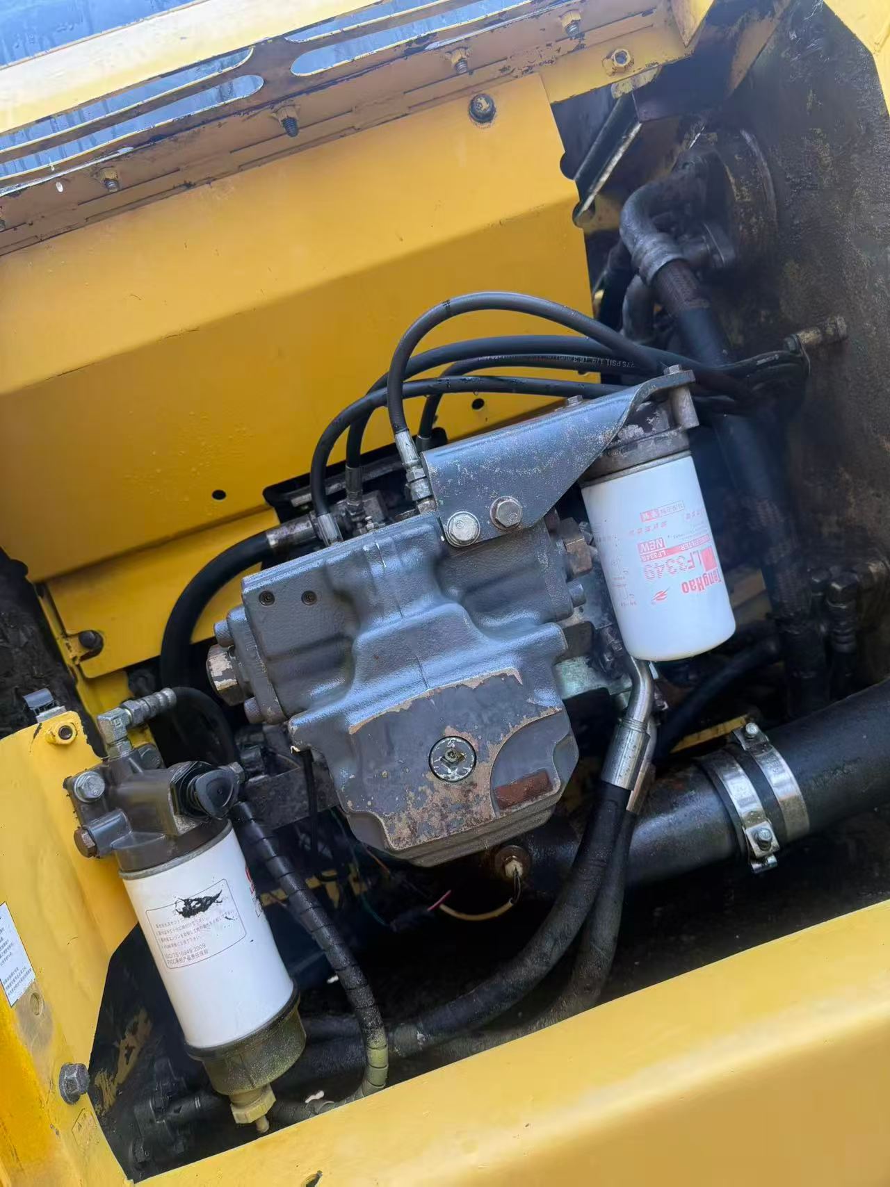 Buy Komatsu PC200-8 Used Excavator / 7