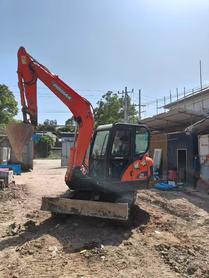 شراء حفارة Doosan DH60 مستعملة / 2 شراء حفارة Doosan DH60 مستعملة / 2
