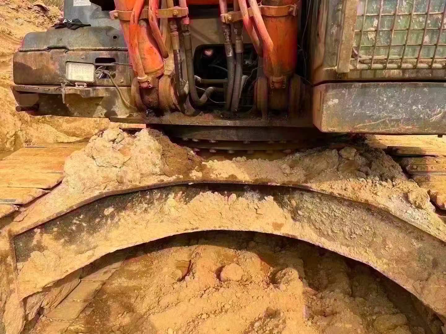 Купить Подержанный Экскаватор Hitachi EX350H-5 / 4 Купить Подержанный Экскаватор Hitachi EX350H-5 / 4