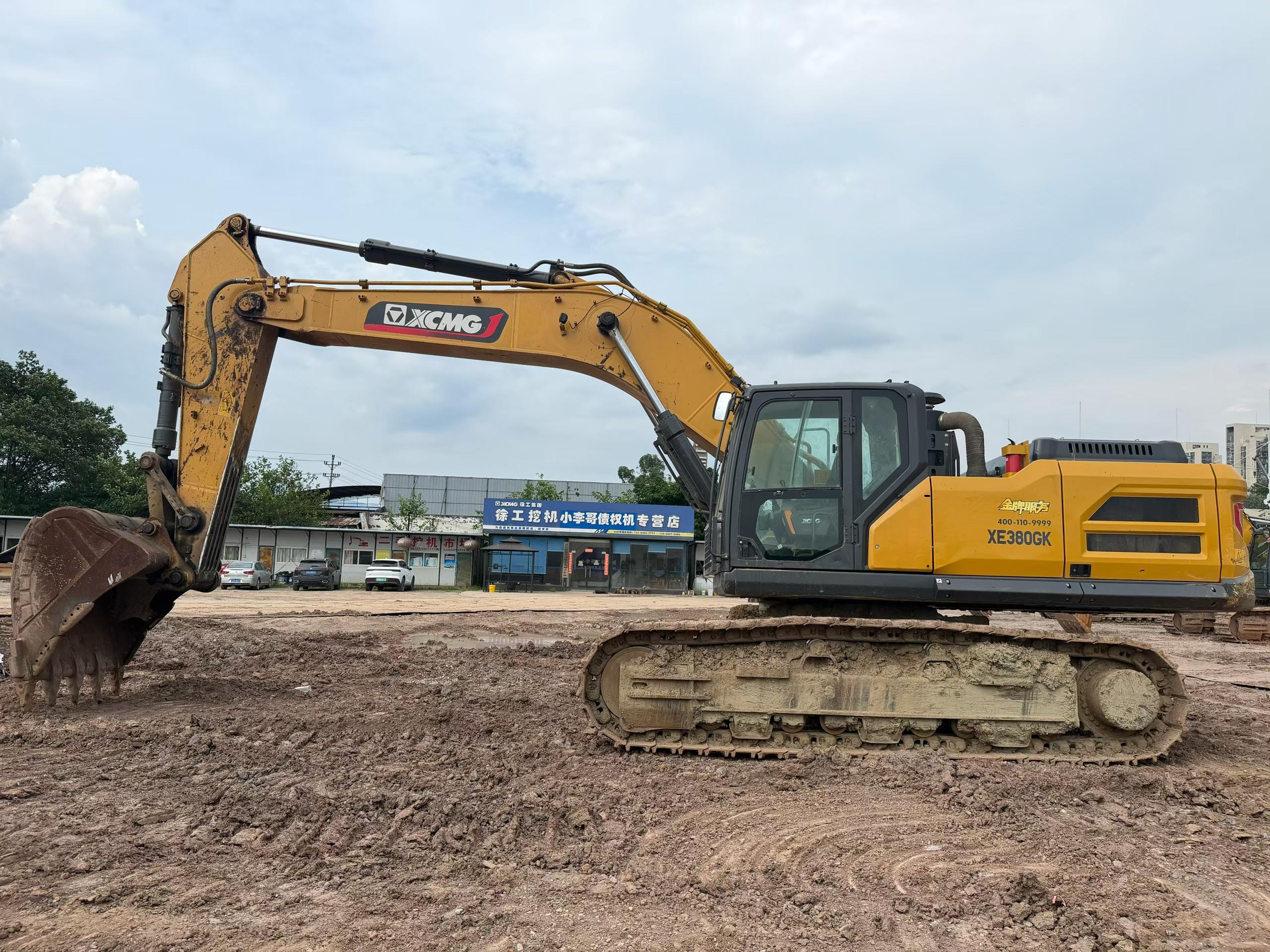 Buy XCMG Used Excavator / 3 Buy XCMG Used Excavator / 3