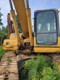 Buy Komatsu PC200 Used Excavator / 2 Buy Komatsu PC200 Used Excavator / 2