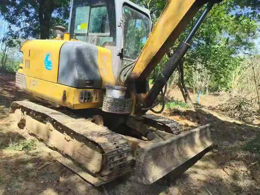Buy XCMG LW60G Used Excavator / 1