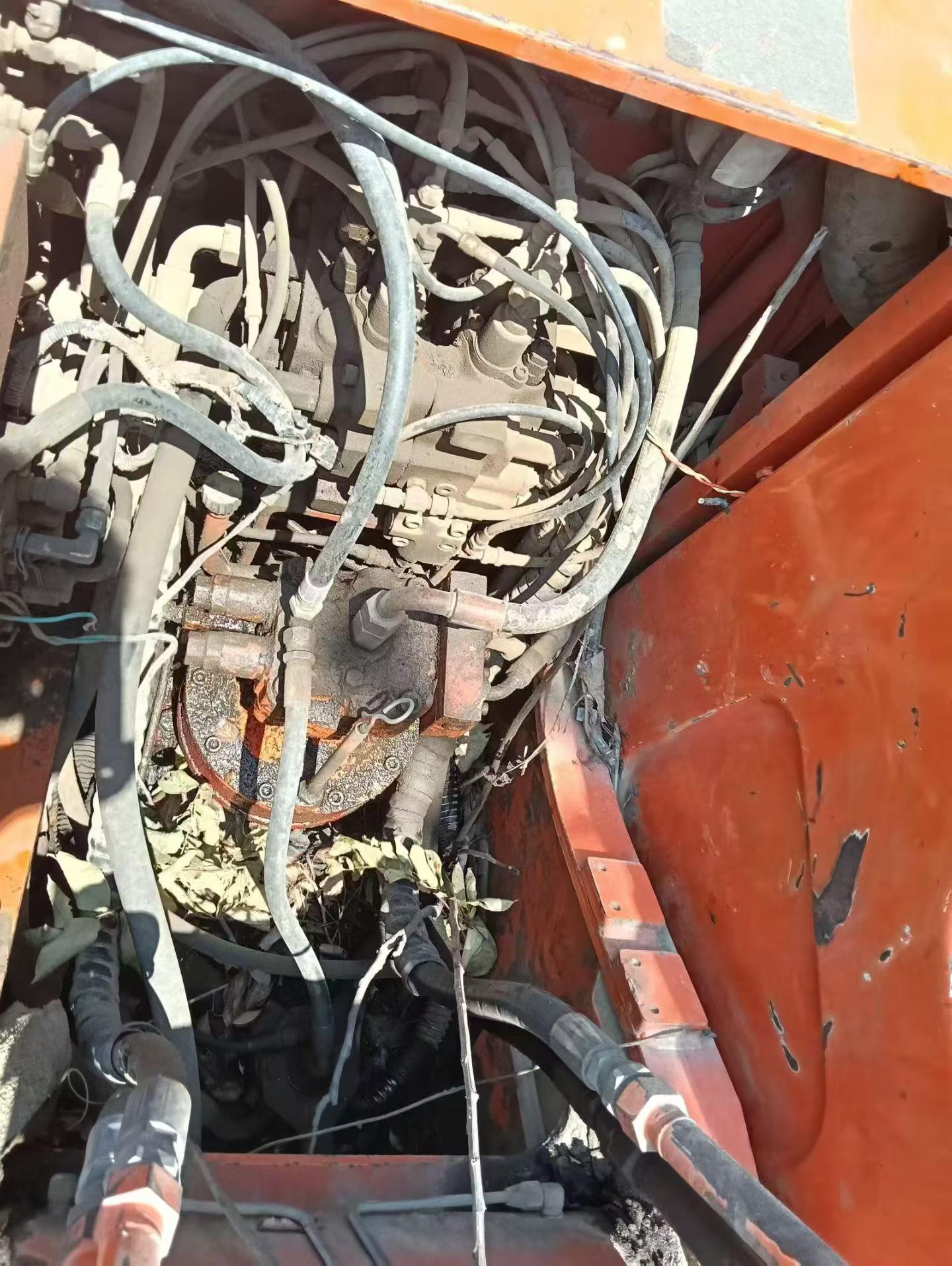 Buy Doosan DH150-7 Used Excavator / 8 Buy Doosan DH150-7 Used Excavator / 8