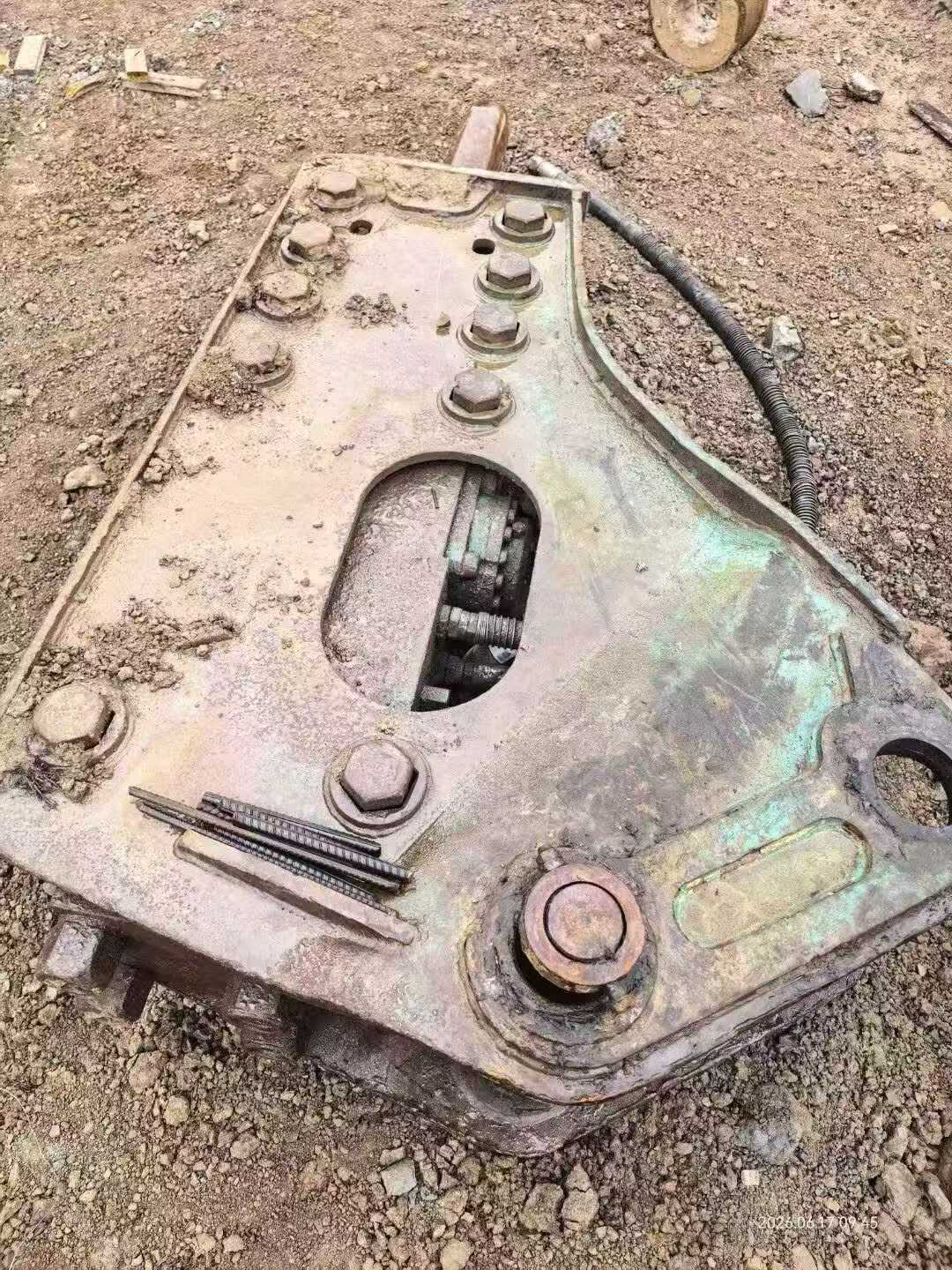Buy Sany SY305C Used Excavator / 5 Buy Sany SY305C Used Excavator / 5