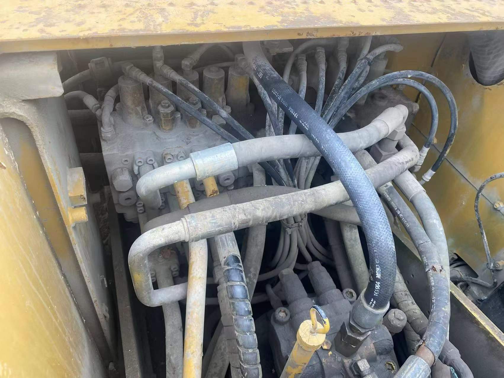 Buy Caterpillar 320A Used Excavator / 7 Buy Caterpillar 320A Used Excavator / 7