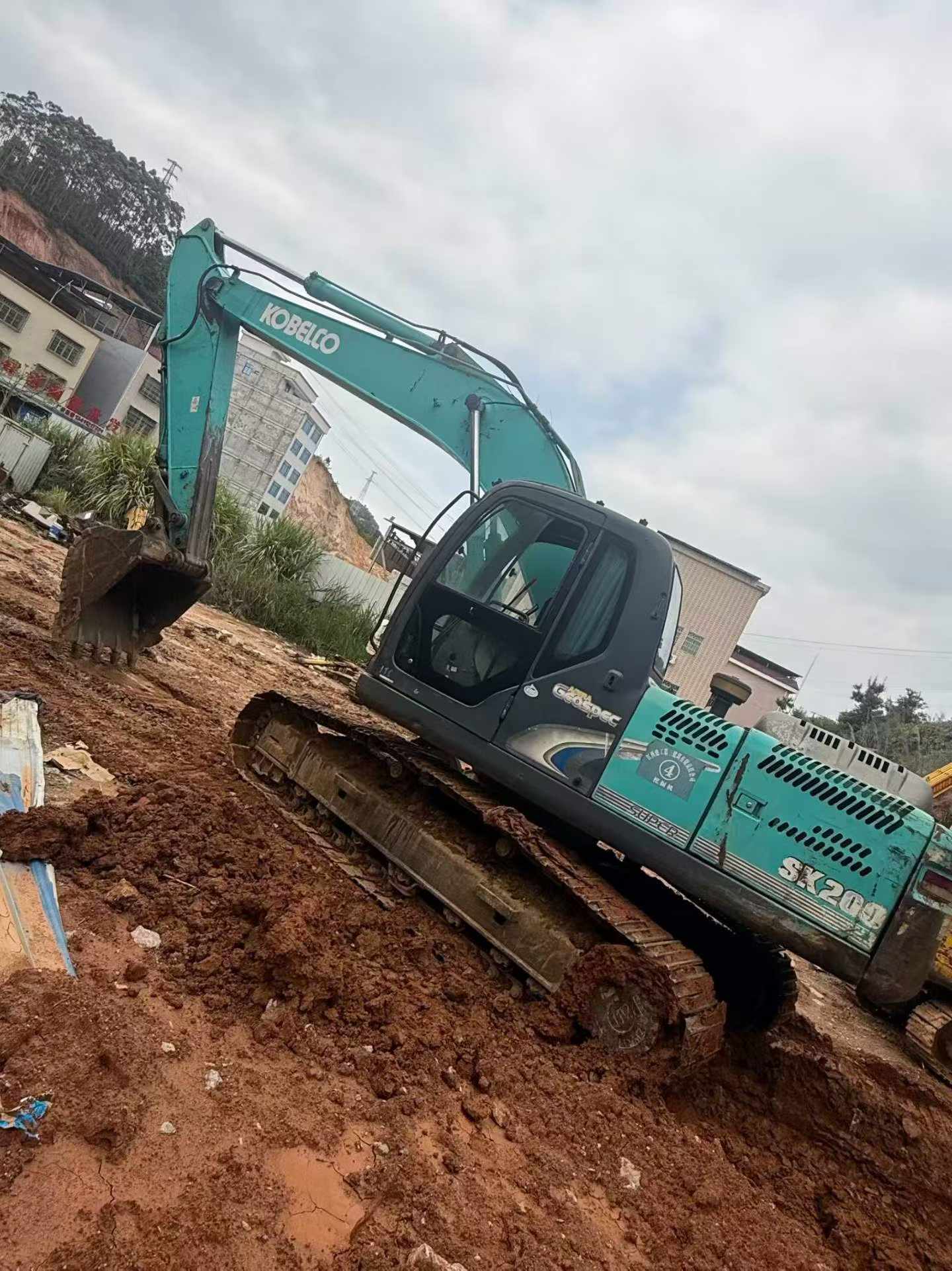 Buy Kobelco SK2008 Used Excavator / 2 Buy Kobelco SK2008 Used Excavator / 2