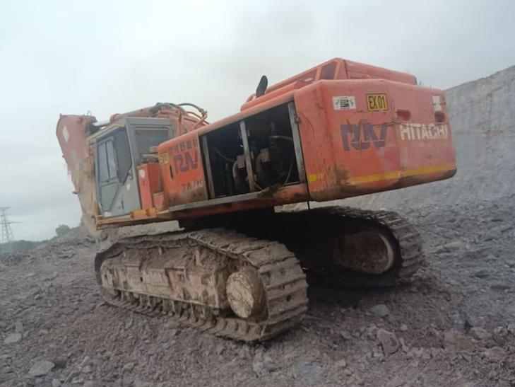 Buy Hitachi ZX850H Used Excavator / 1