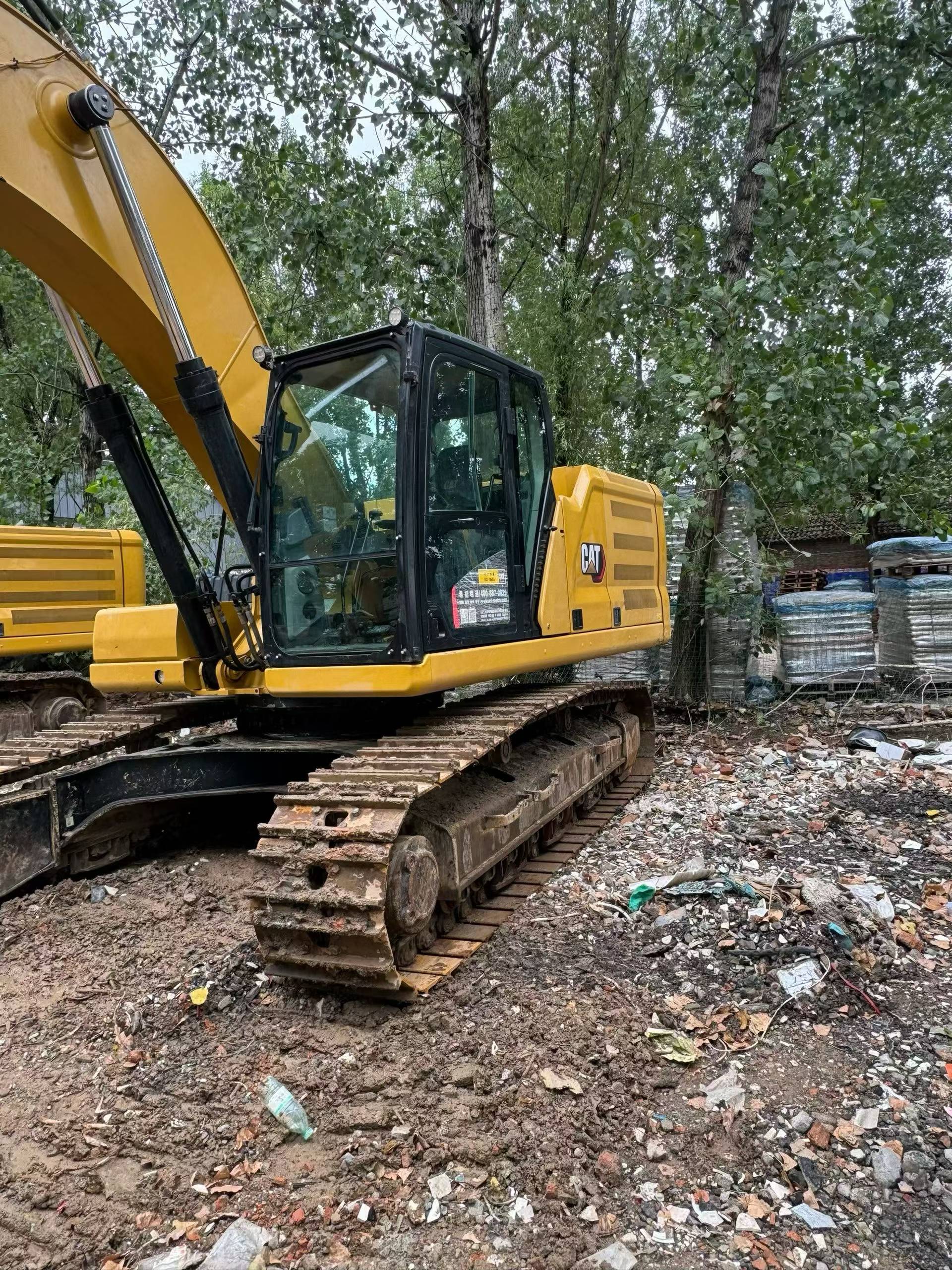 Buy Caterpillar 330B Used Excavator / 2 Buy Caterpillar 330B Used Excavator / 2