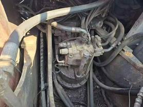 Buy Hitachi EX200-3 Used Excavator / 7 Buy Hitachi EX200-3 Used Excavator / 7