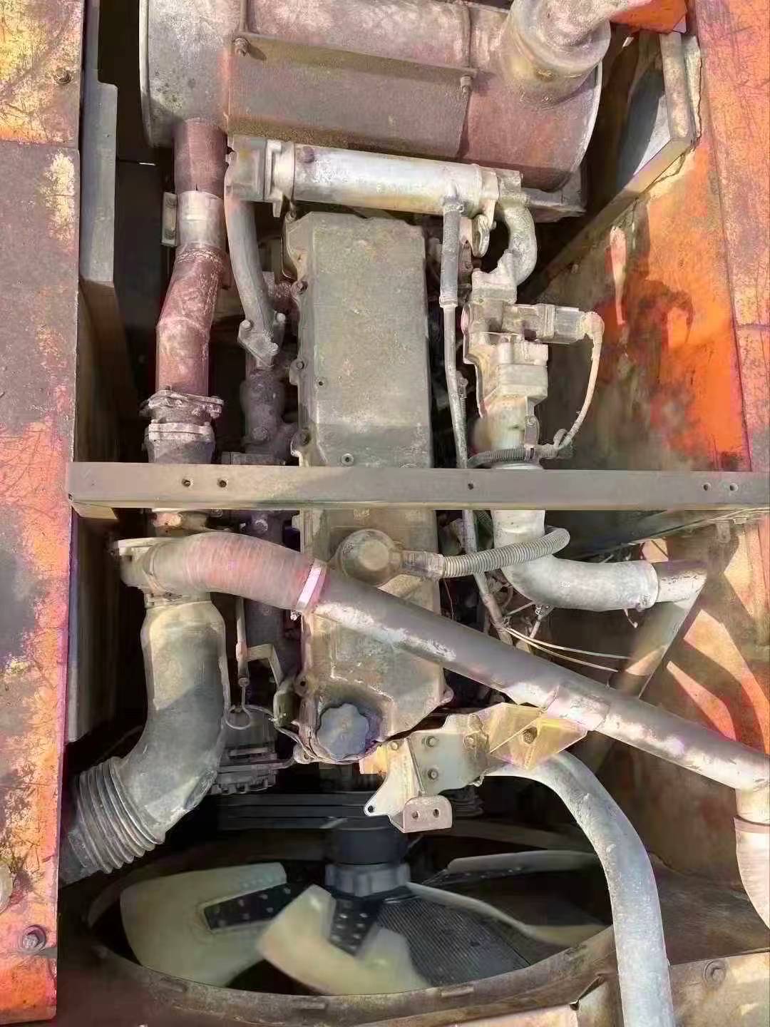 Купить Подержанный Экскаватор Hitachi EX350H-5 / 6 Купить Подержанный Экскаватор Hitachi EX350H-5 / 6