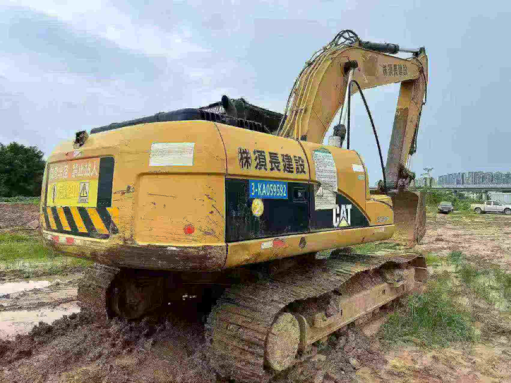 Buy Caterpillar 320A Used Excavator / 3 Buy Caterpillar 320A Used Excavator / 3