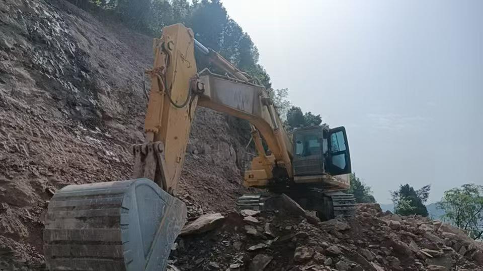 Buy Komatsu PC50MR Used Excavator / 4 Buy Komatsu PC50MR Used Excavator / 4