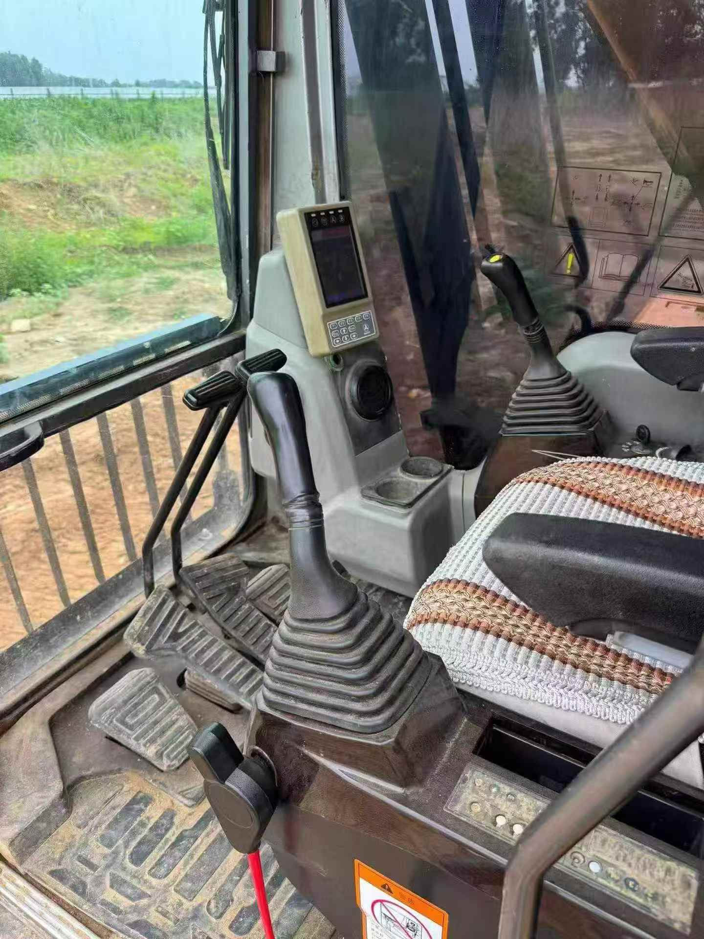 Buy Sany SY215C-8 Used Excavator / 9 Buy Sany SY215C-8 Used Excavator / 9