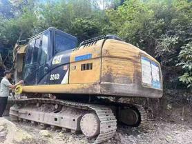 Buy Caterpillar 320D Used Excavator / 3 Buy Caterpillar 320D Used Excavator / 3
