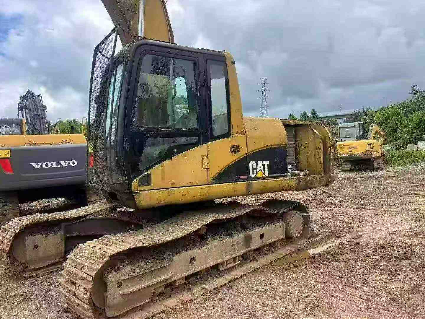 Buy Caterpillar 320C Used Excavator / 4 Buy Caterpillar 320C Used Excavator / 4