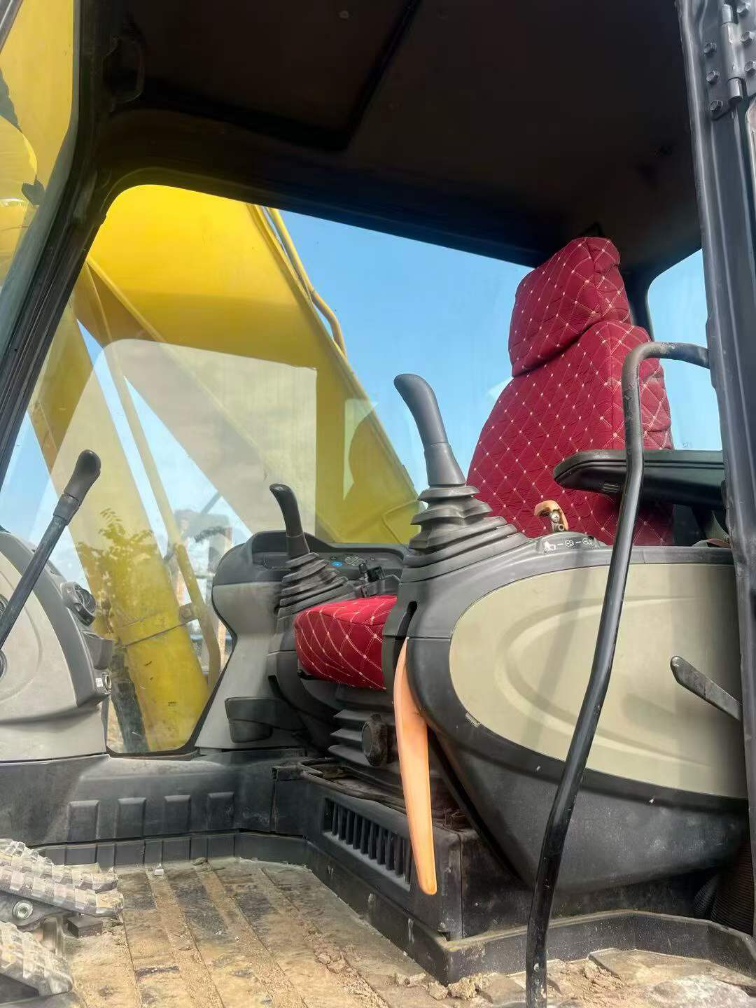 شراء حفارة Sumitomo SH210-5 مستعملة / 6