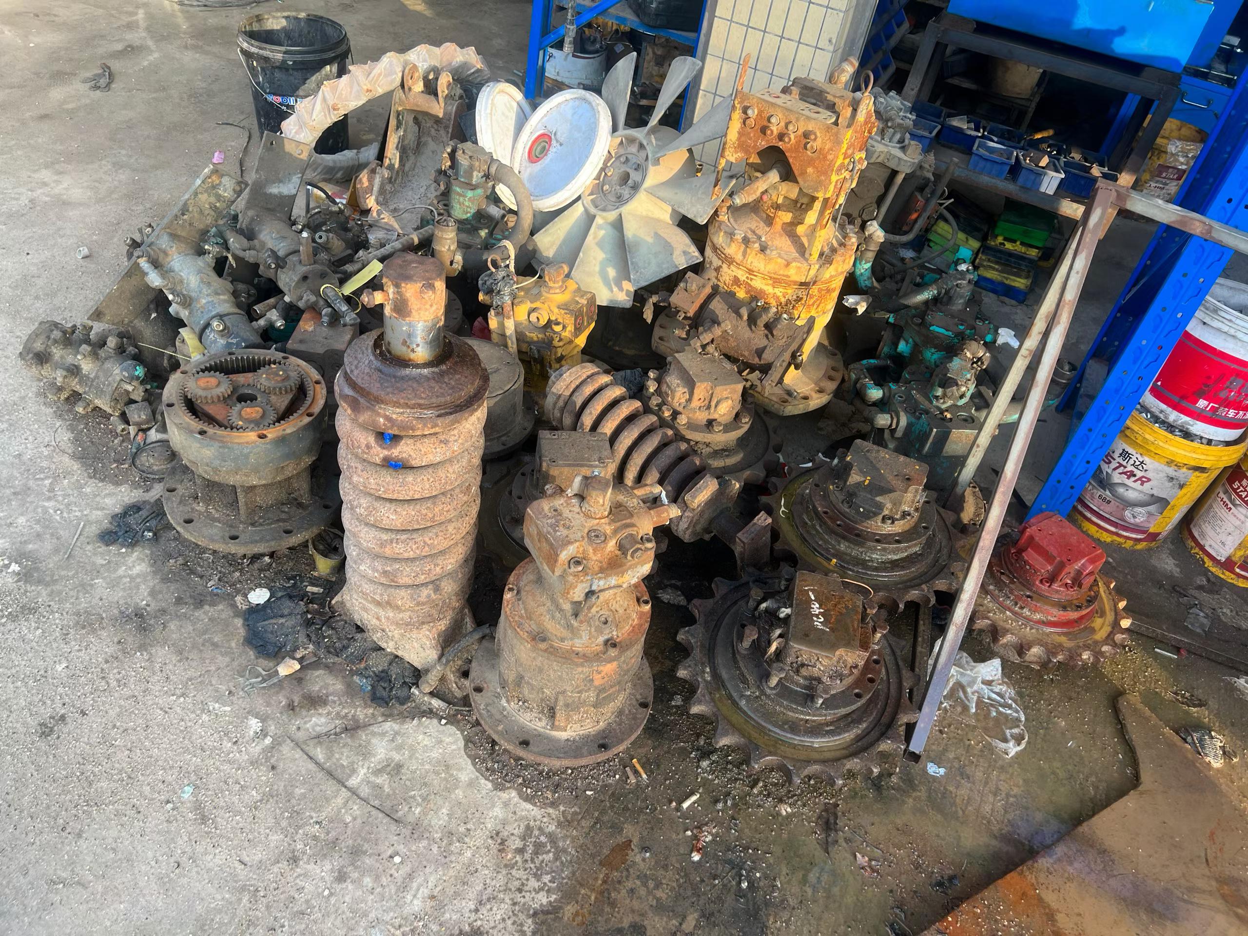 Buy Sumitomo SH60 Used Excavator / 4