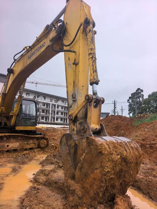 Buy Sumitomo SH360-5 Used Excavator / 1
