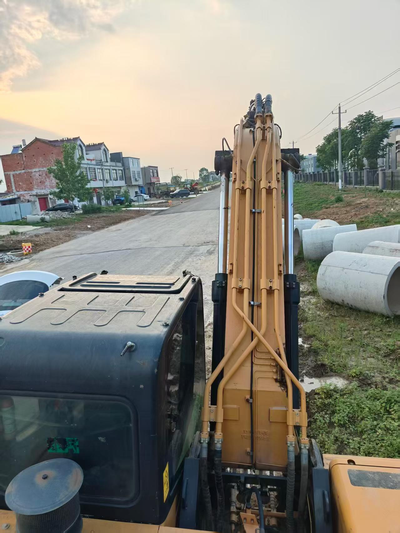 Купить Подержанный Экскаватор Sany SY205C-8 / 3
