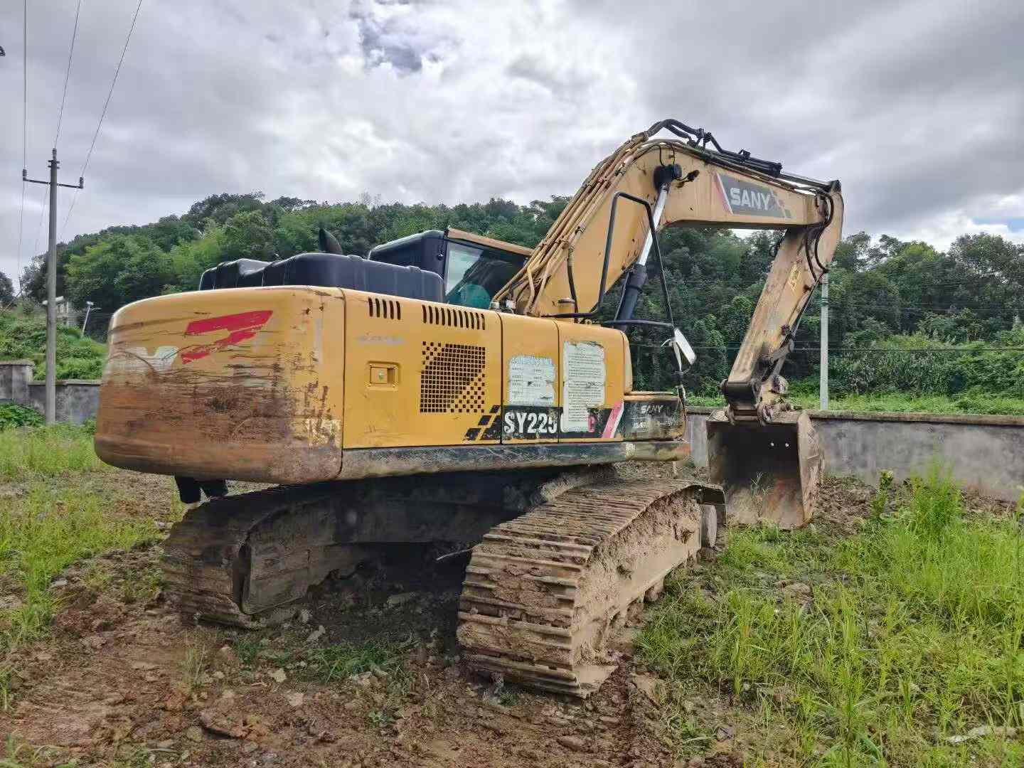 Buy Sany SY200C Used Excavator / 7