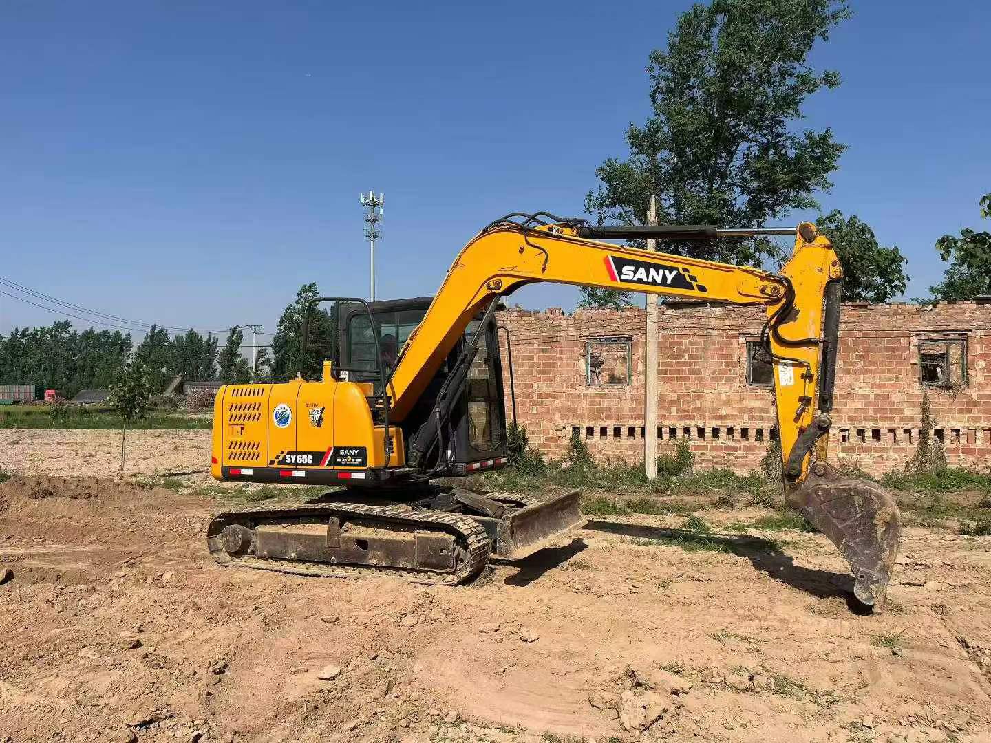 Buy Sany SY65C Used Excavator / 2 Buy Sany SY65C Used Excavator / 2