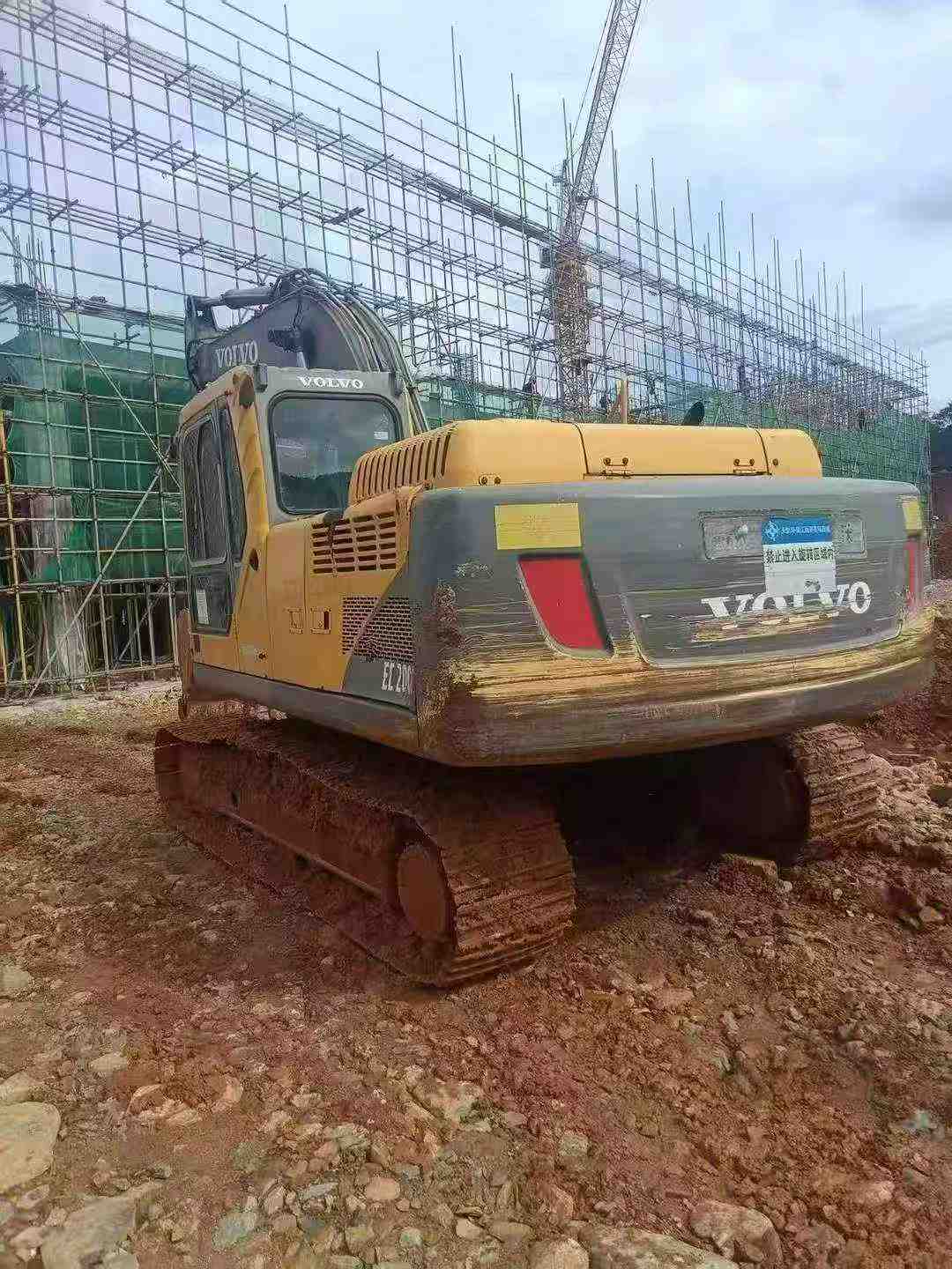 Buy Volvo EC200B Used Excavator / 3 Buy Volvo EC200B Used Excavator / 3