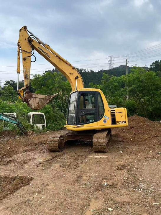 Buy Komatsu PC100-6 Used Excavator / 1
