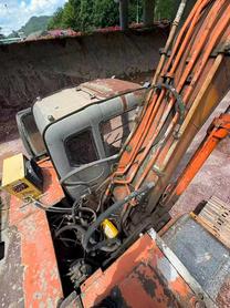 Buy Hitachi ZX200-6 Used Excavator / 3 Buy Hitachi ZX200-6 Used Excavator / 3