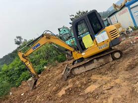 Buy XCMG LW60G Used Excavator / 2 Buy XCMG LW60G Used Excavator / 2