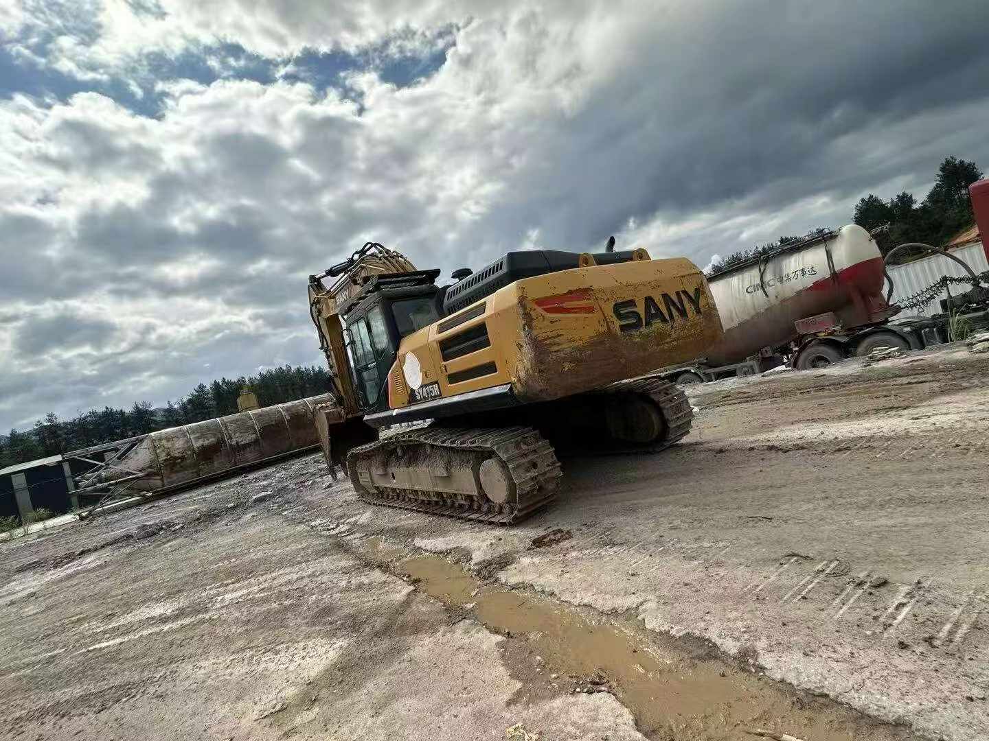 Buy Sany SY375H Used Excavator / 2 Buy Sany SY375H Used Excavator / 2