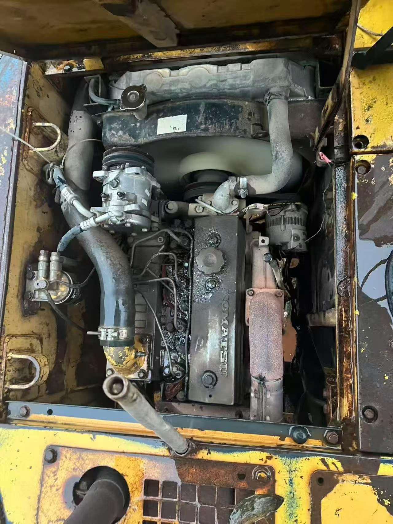 Buy Komatsu PC60 Used Excavator / 5 Buy Komatsu PC60 Used Excavator / 5