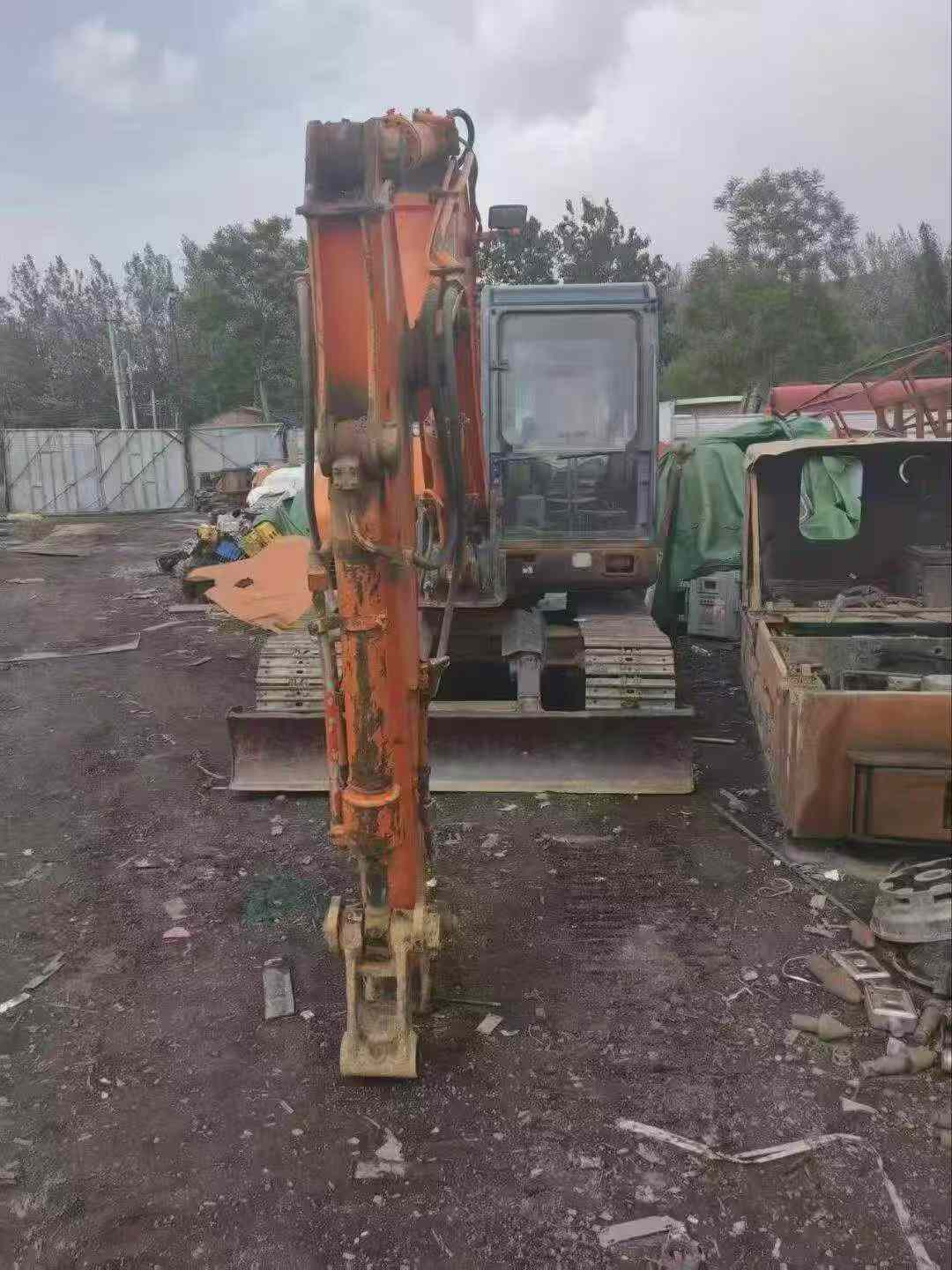 Buy Doosan DH80-7 Used Excavator / 2 Buy Doosan DH80-7 Used Excavator / 2