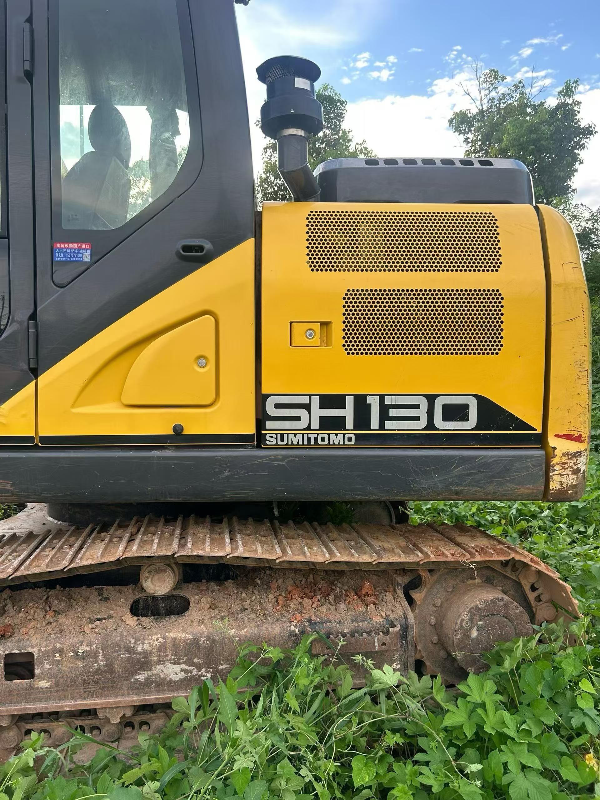 Buy Sumitomo SH130-3 Used Excavator / 4