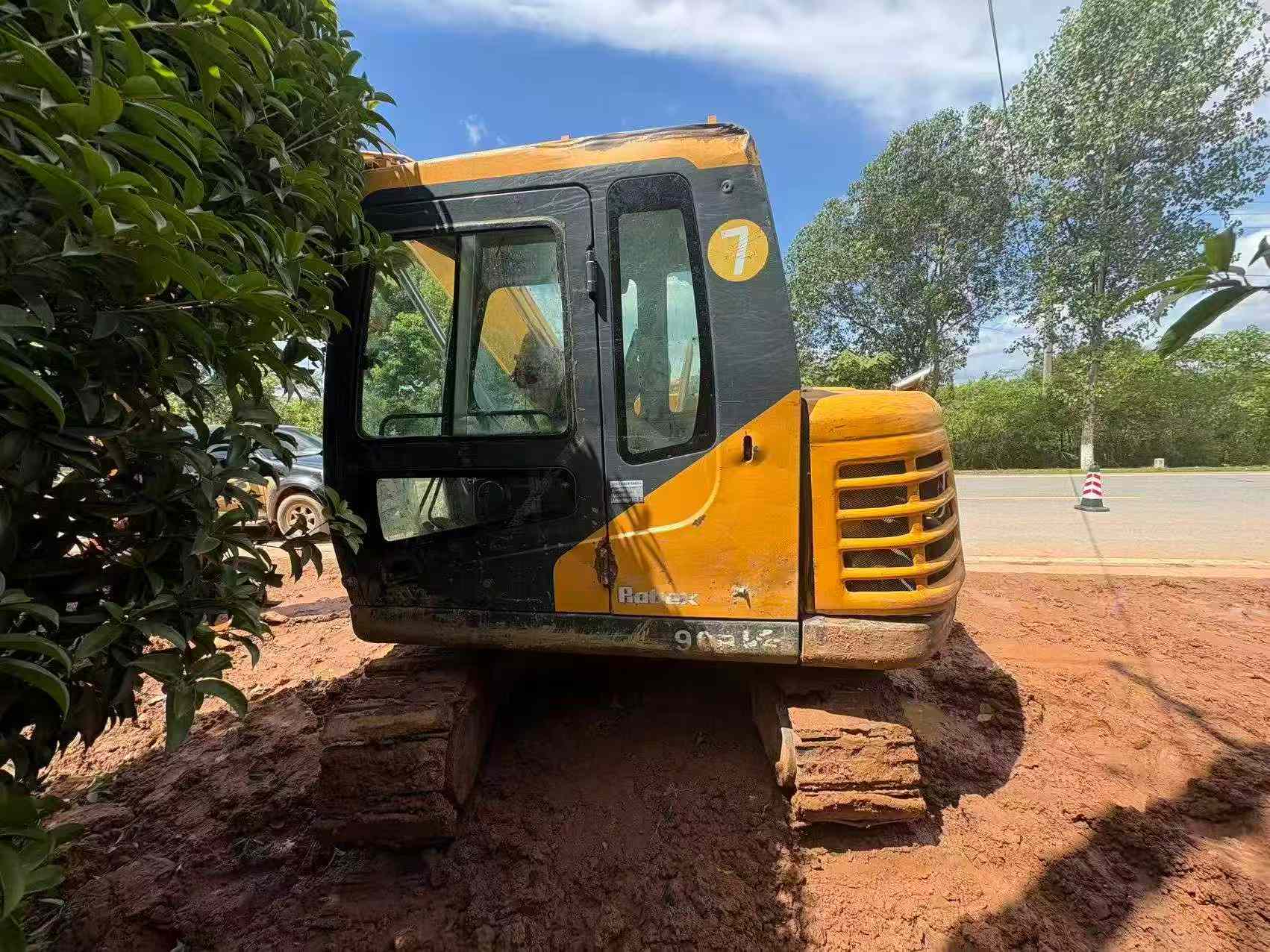 Buy Hyundai HX75 Used Excavator / 5 Buy Hyundai HX75 Used Excavator / 5