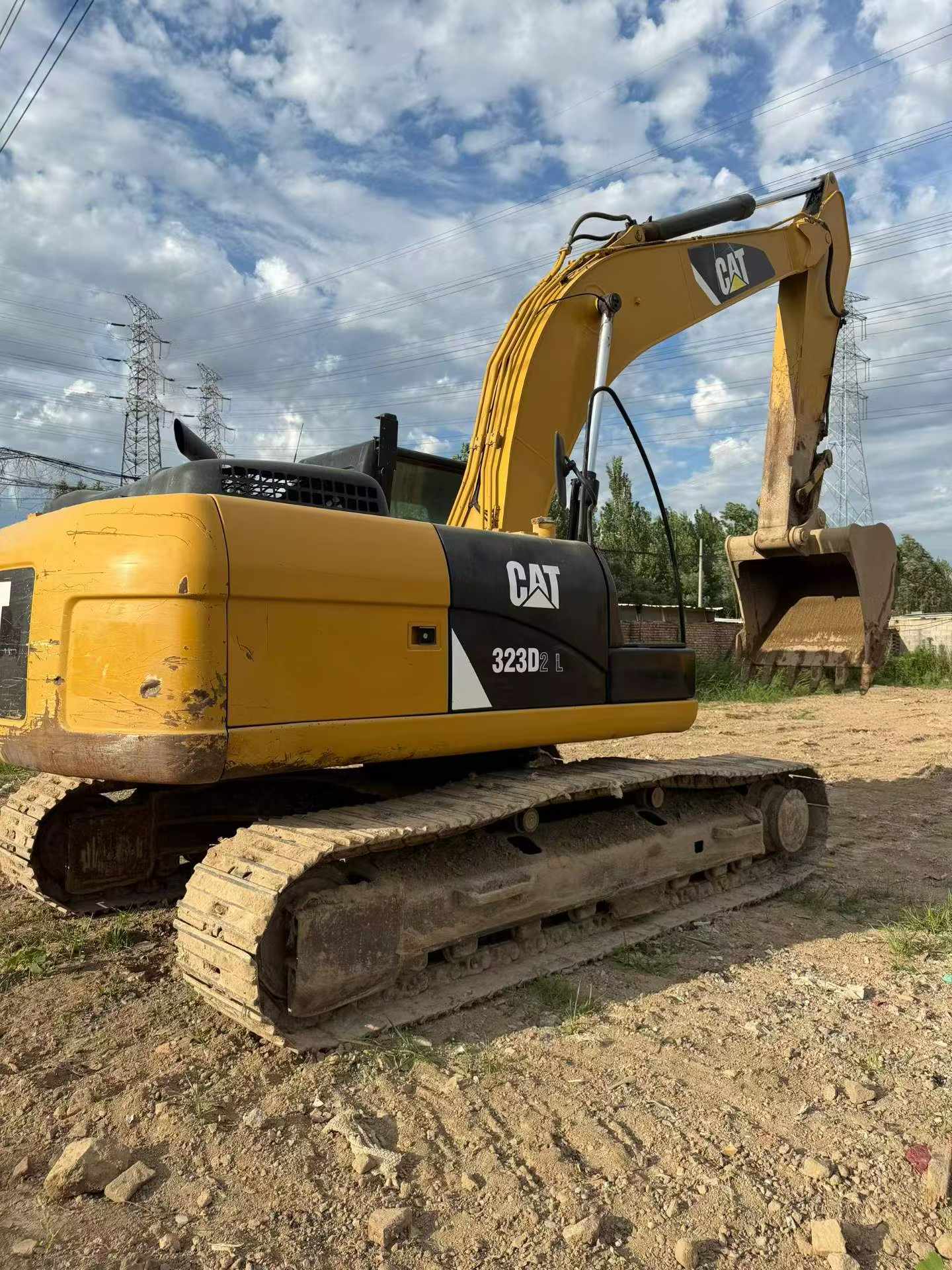 Buy Caterpillar 323 Used Excavator / 7 Buy Caterpillar 323 Used Excavator / 7