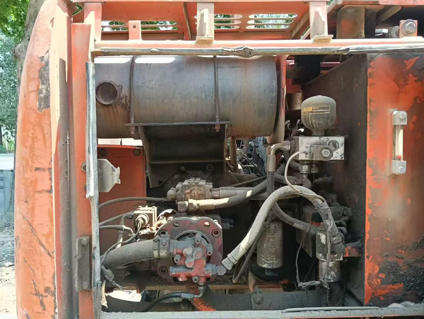 Buy Doosan DH150-7 Used Excavator / 2 Buy Doosan DH150-7 Used Excavator / 2