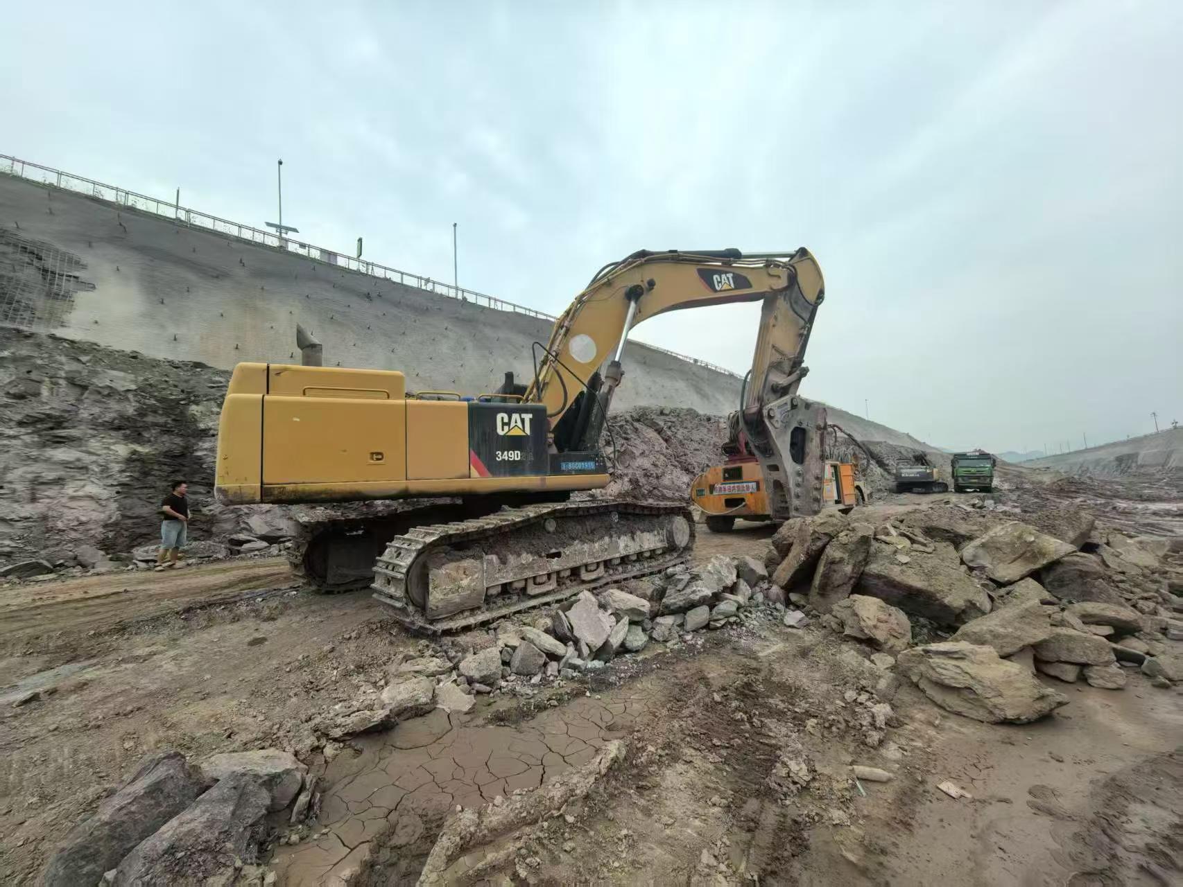 Buy Caterpillar 349E Used Excavator / 8 Buy Caterpillar 349E Used Excavator / 8