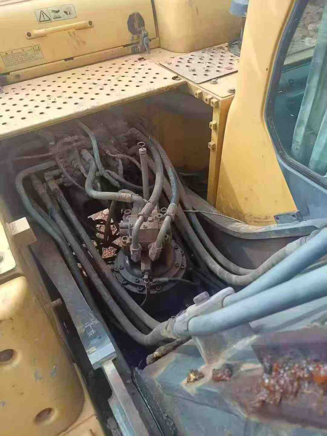 Buy Volvo EC200B Used Excavator / 6 Buy Volvo EC200B Used Excavator / 6